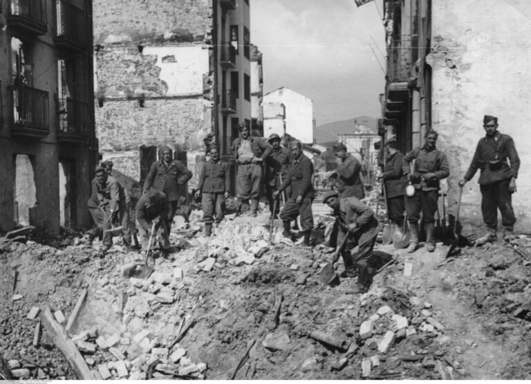 Acerca de los desaparecidos de la Guerra Civil. Por José Piñeiro Maceiras